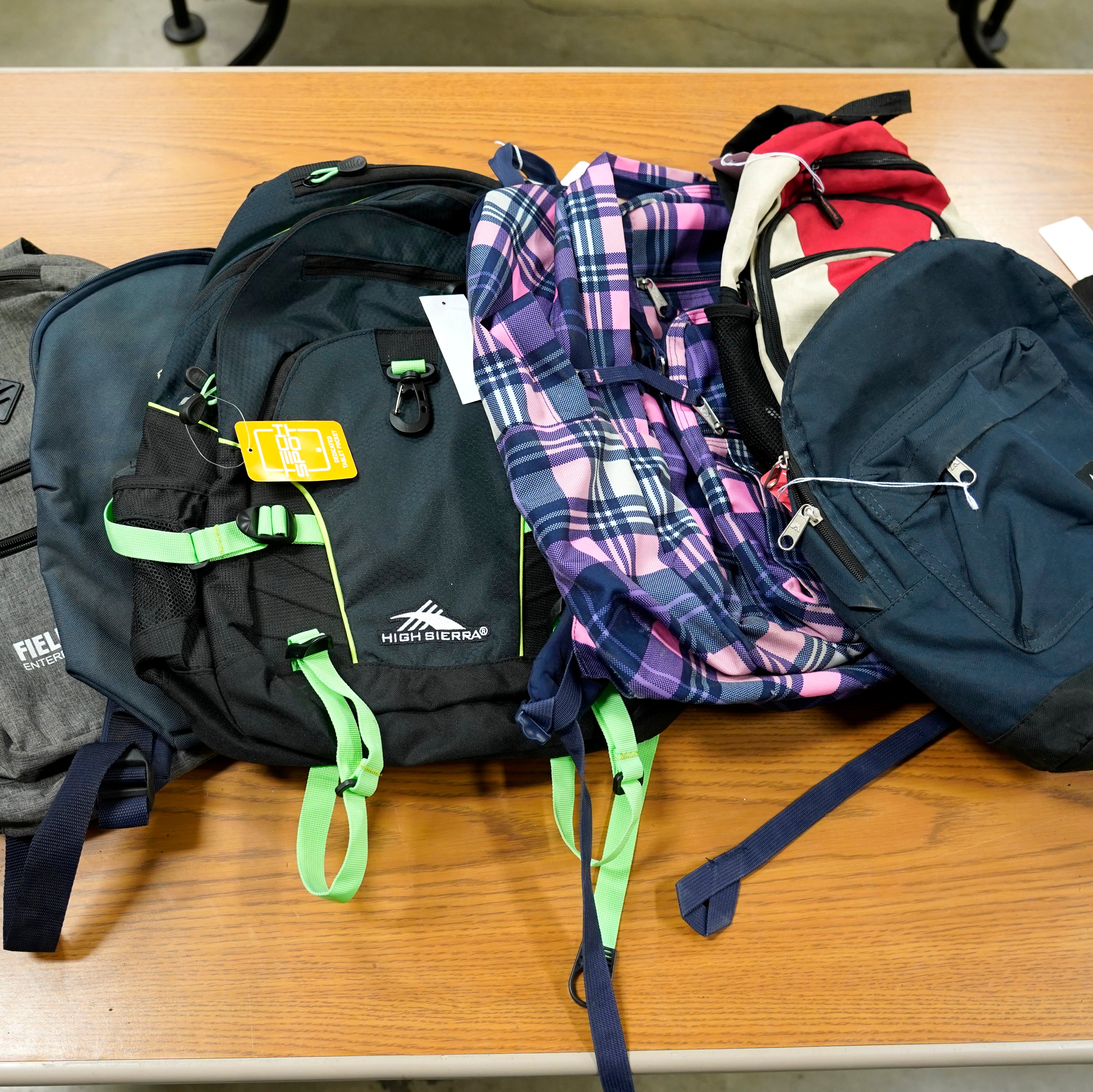Pack your bags & head to ScotSurplus โ these deals are worth carrying around campus.